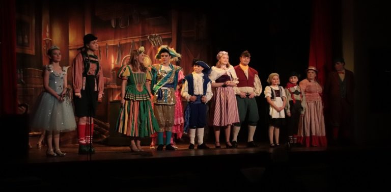 Hansel & Gretel 2019 (Many thanks to Lynn Ireland for these memories)